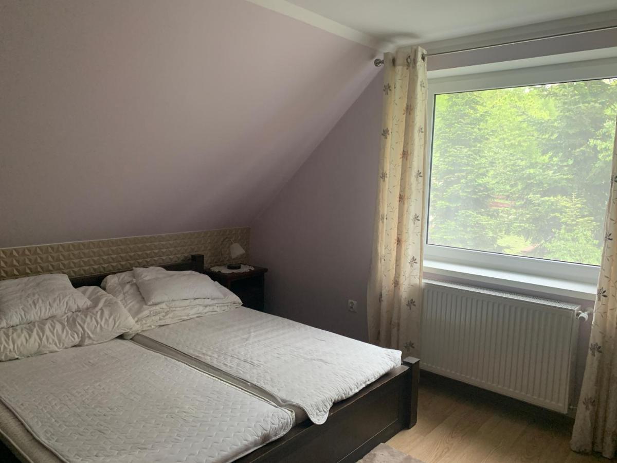 Villa Dom Na Wzgorzu à Polanica-Zdrój Extérieur photo