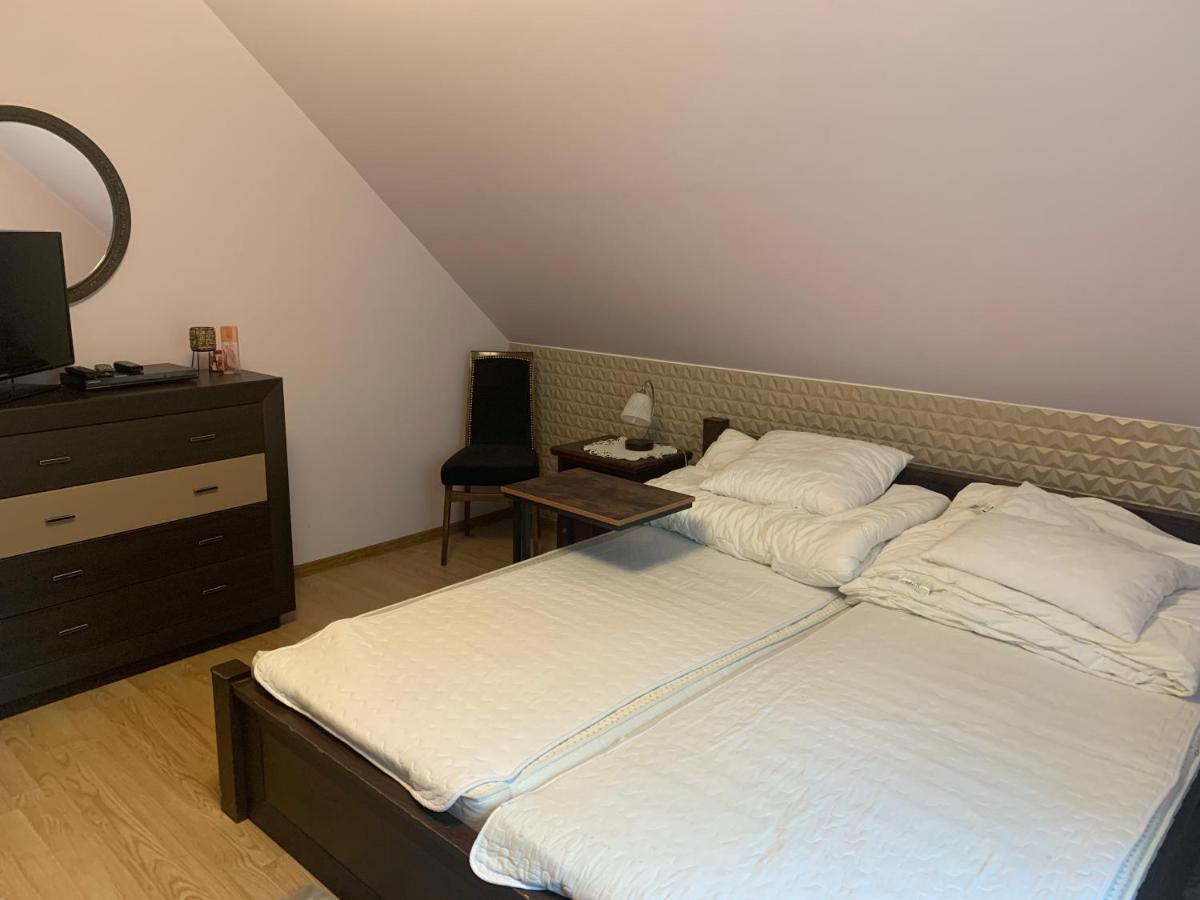 Villa Dom Na Wzgorzu à Polanica-Zdrój Extérieur photo